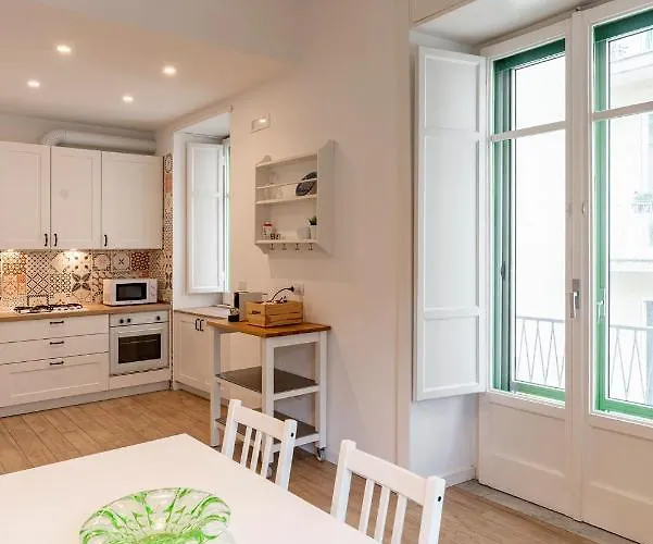 Starhost - Casa Guglielmo * 萨莱诺